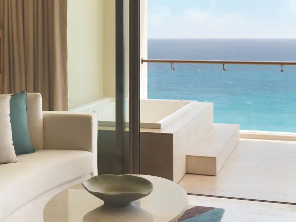 room Turquoize Sky Ocean Front Master King - Hyatt Ziva Cancun