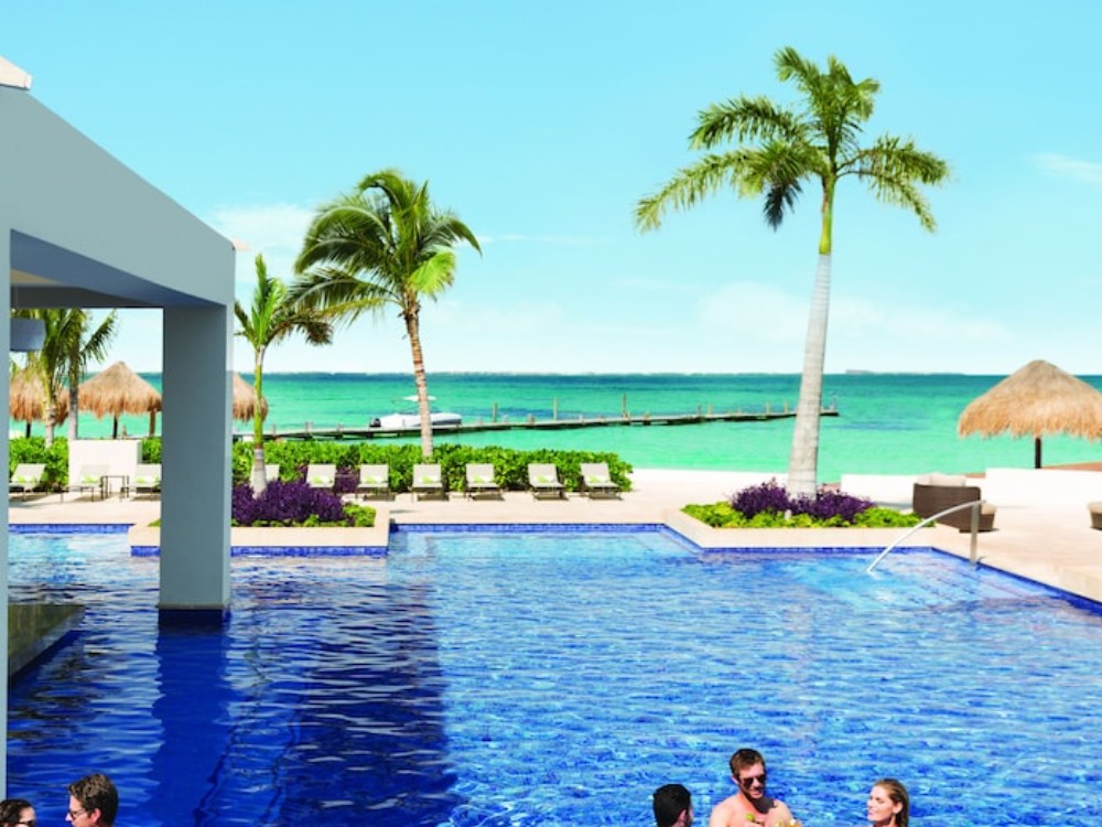 Swimming & Watersports - Hyatt Ziva Cancun
